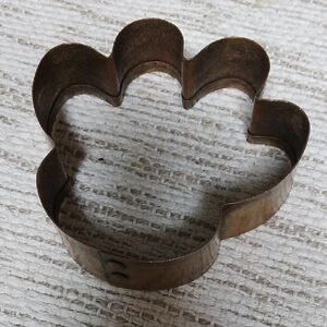 Metal Paw Print Cookie Cutter